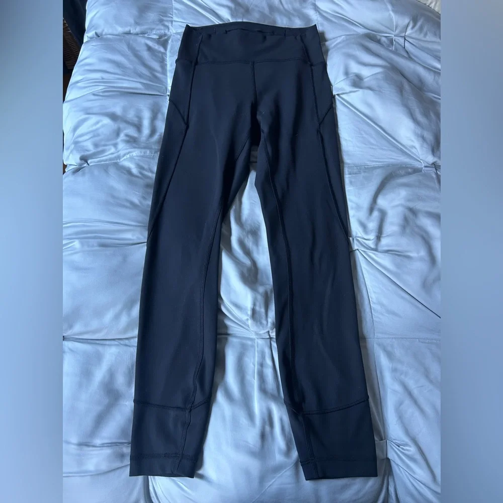 lululemon in movement tight 25” - Picture 2 of 5
